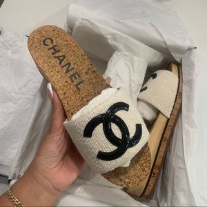 CHANEL 20P Tweed Cork CC Mule Sandal 41 White